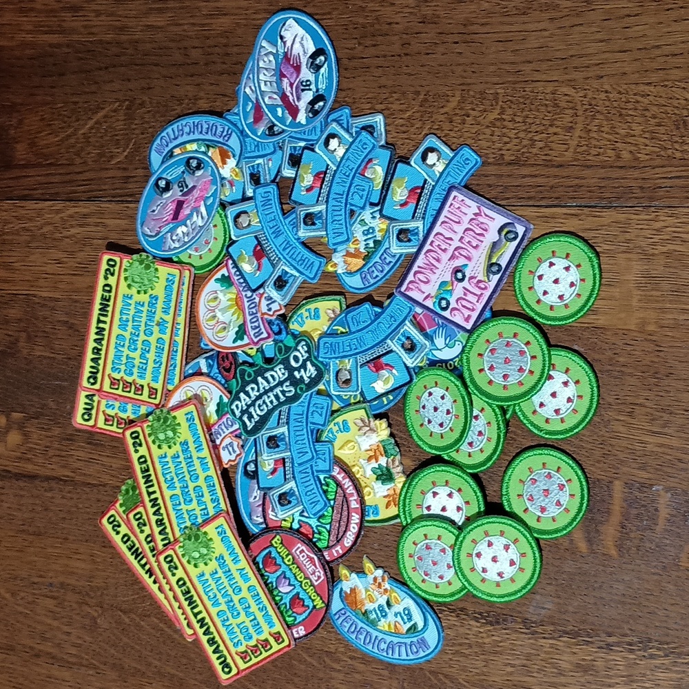 45 Collectable Girl Scout Patches Badges Bundle b550